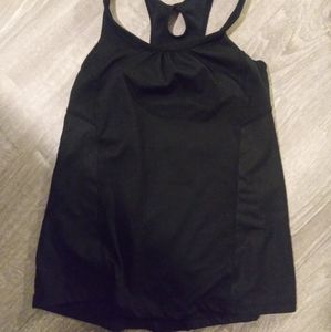 Activewear tank size small.